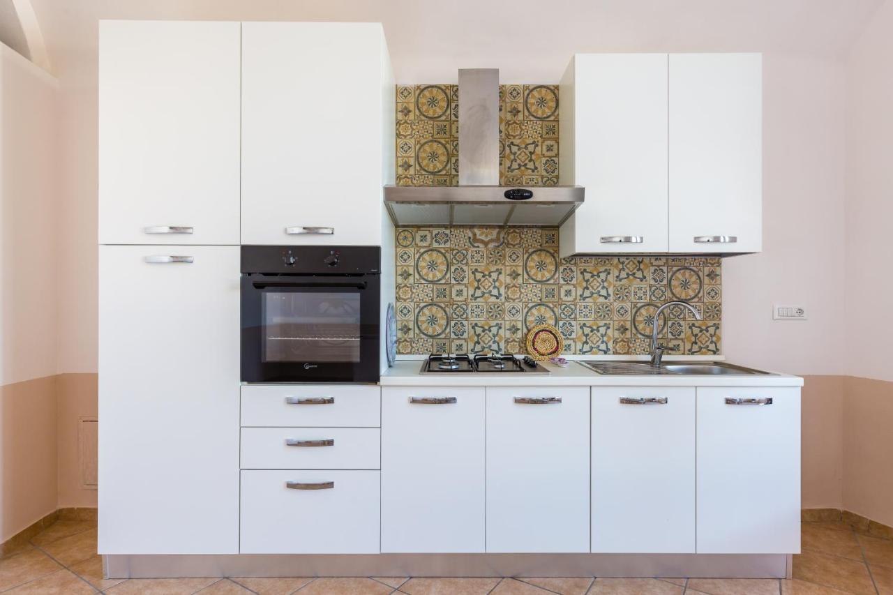 Tizzano House - La Marina Apartment Procida Luaran gambar